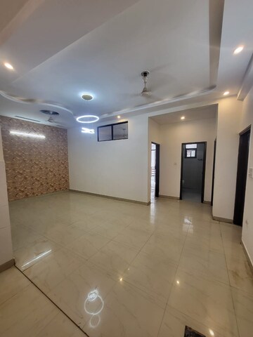 Living Room in 3 BHK Builder Floor at Sector 43 – for Sale