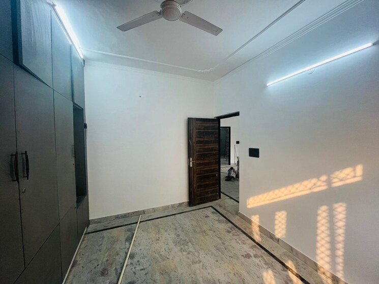 Bedroom, sector 43 3 Bedroom 1700 Sq.Ft. Builder Floor In Sector 43 Faridabad 8077920