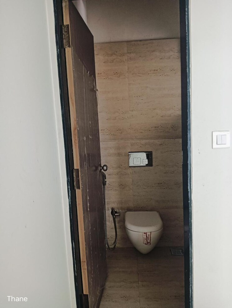 Attached Bathroom, vedant-commercial-complex 2 Bedroom 700 Sq.Ft. Apartment In Vartak Nagar Thane 8077957