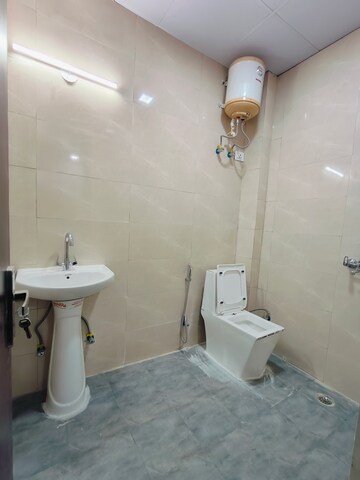 Bathroom in 1 RK Builder Floor at Ansal Sushant Lok I, Sector 43 – for Rent