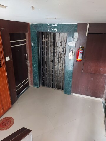 Lift in 1 BHK Apartment at Kores Nakshatra, Vartak Nagar – for Sale