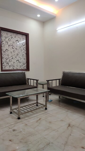 Gym in 1 BHK Builder Floor at Ansal Sushant Lok I, Sector 43 – for Rent