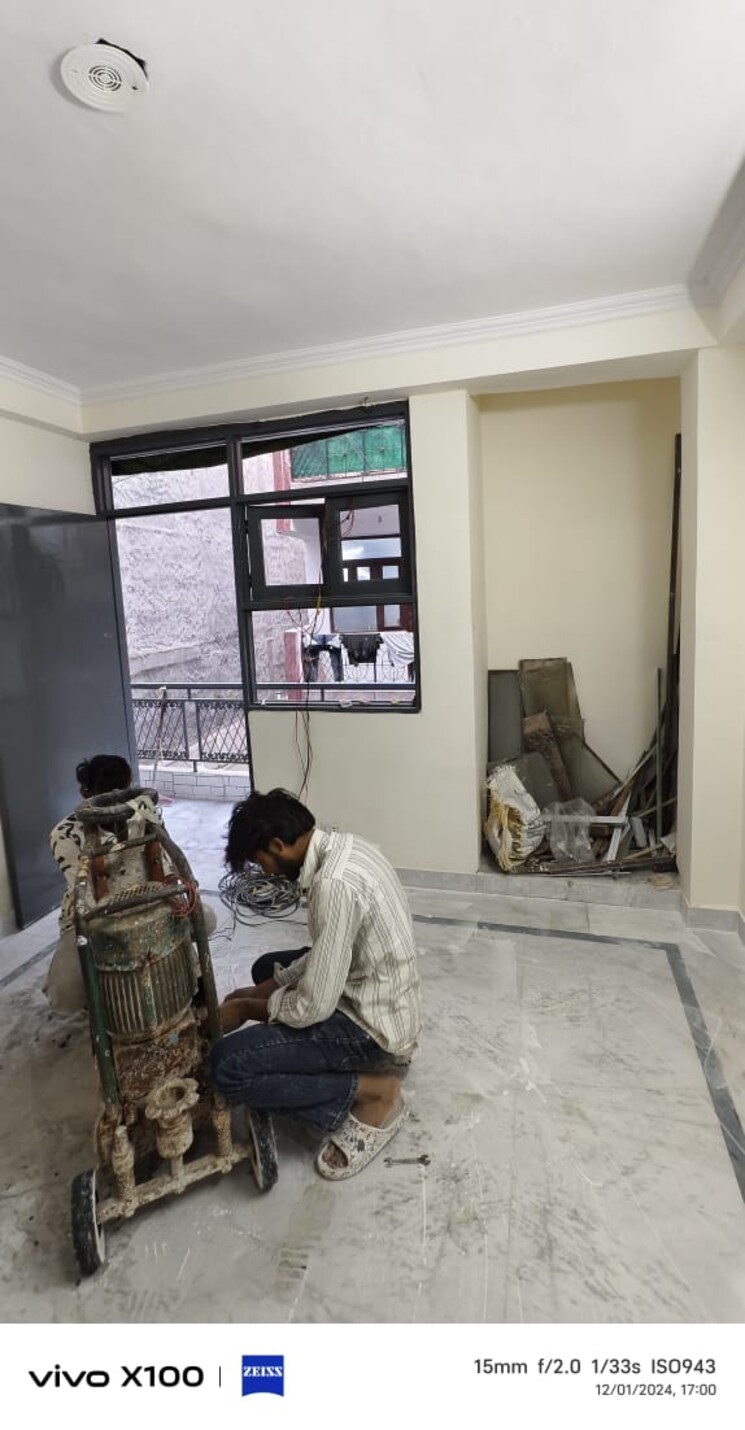 Room, shaheen bagh 2 Bedroom 765 Sq.Ft. Apartment In Shaheen Bagh Delhi 8078076