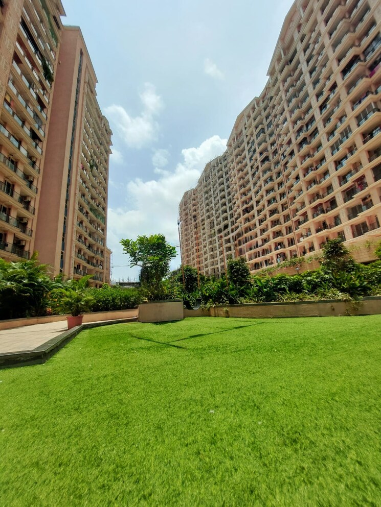 Garden, jk-iris 2 Bedroom 658 Sq.Ft. Apartment In Mira Road Thane 8078107