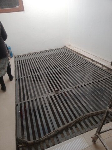 Balcony in 1 BHK Villa at Aliganj – for Rent