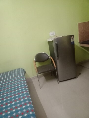 Room in 1 BHK Villa at Aliganj – for Rent