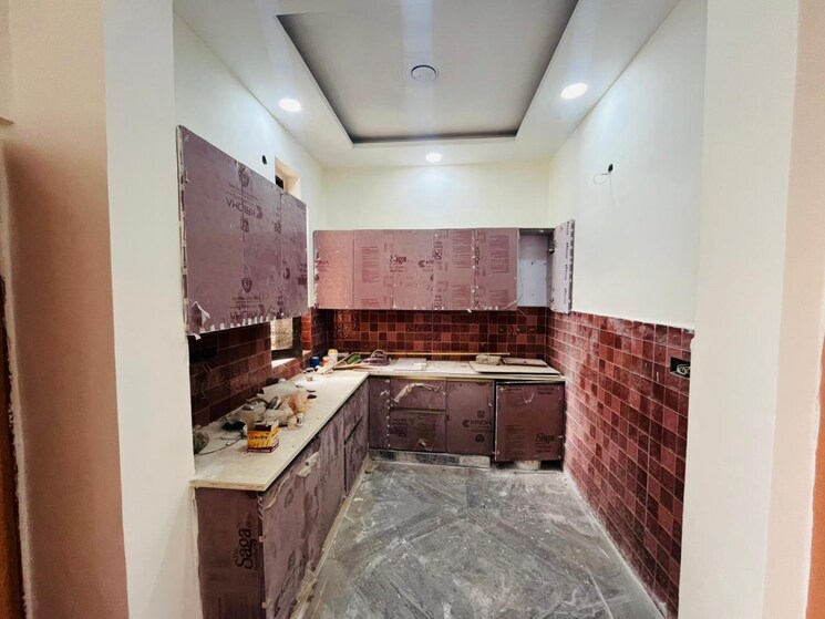 Kitchen, sector 42 3 Bedroom 2470 Sq.Ft. Builder Floor In Sector 42 Faridabad 8078088