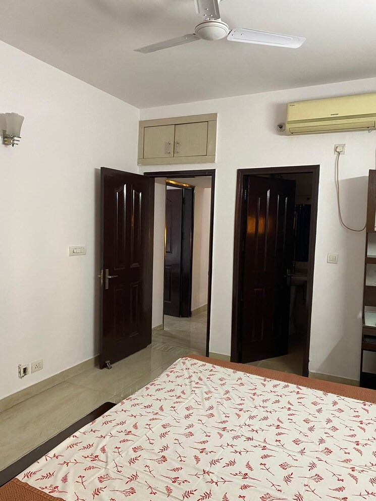 Bedroom, saviour-greenisle 4 Bedroom 1800 Sq.Ft. Apartment In Sain Vihar Ghaziabad 8078099