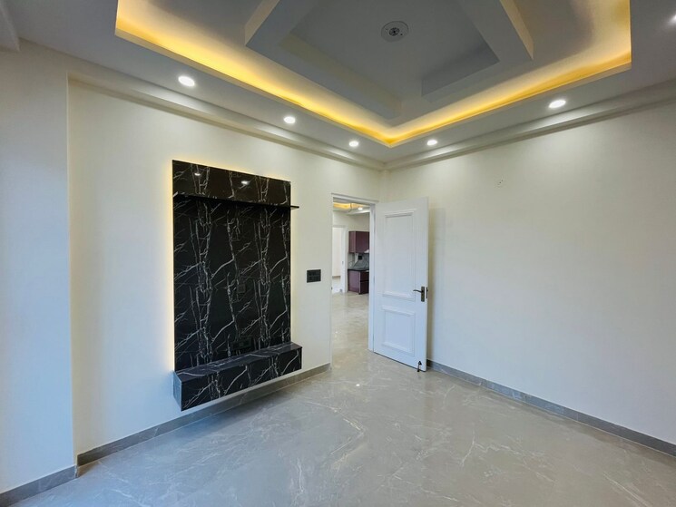 Bedroom, sector 43 4 Bedroom 2250 Sq.Ft. Builder Floor In Sector 43 Faridabad 8078109