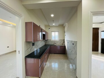 Kitchen in 4 BHK Builder Floor at Sector 43 – for Sale