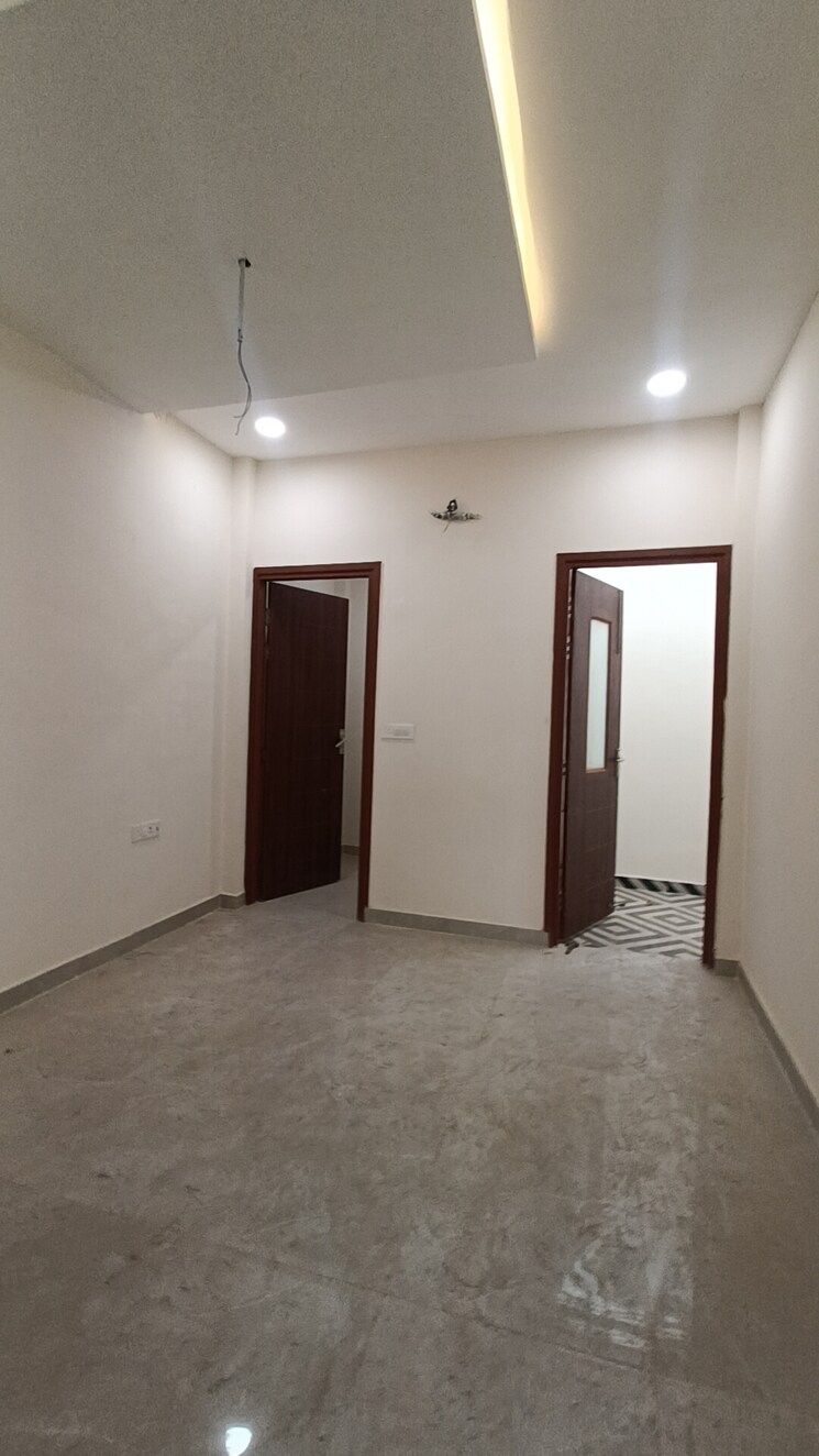 Room, gomti nagar 3 Bedroom 1850 Sq.Ft. Villa In Gomti Nagar Lucknow 8078158