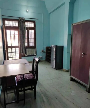 Living Room in 1 BHK Villa at Aliganj – for Rent