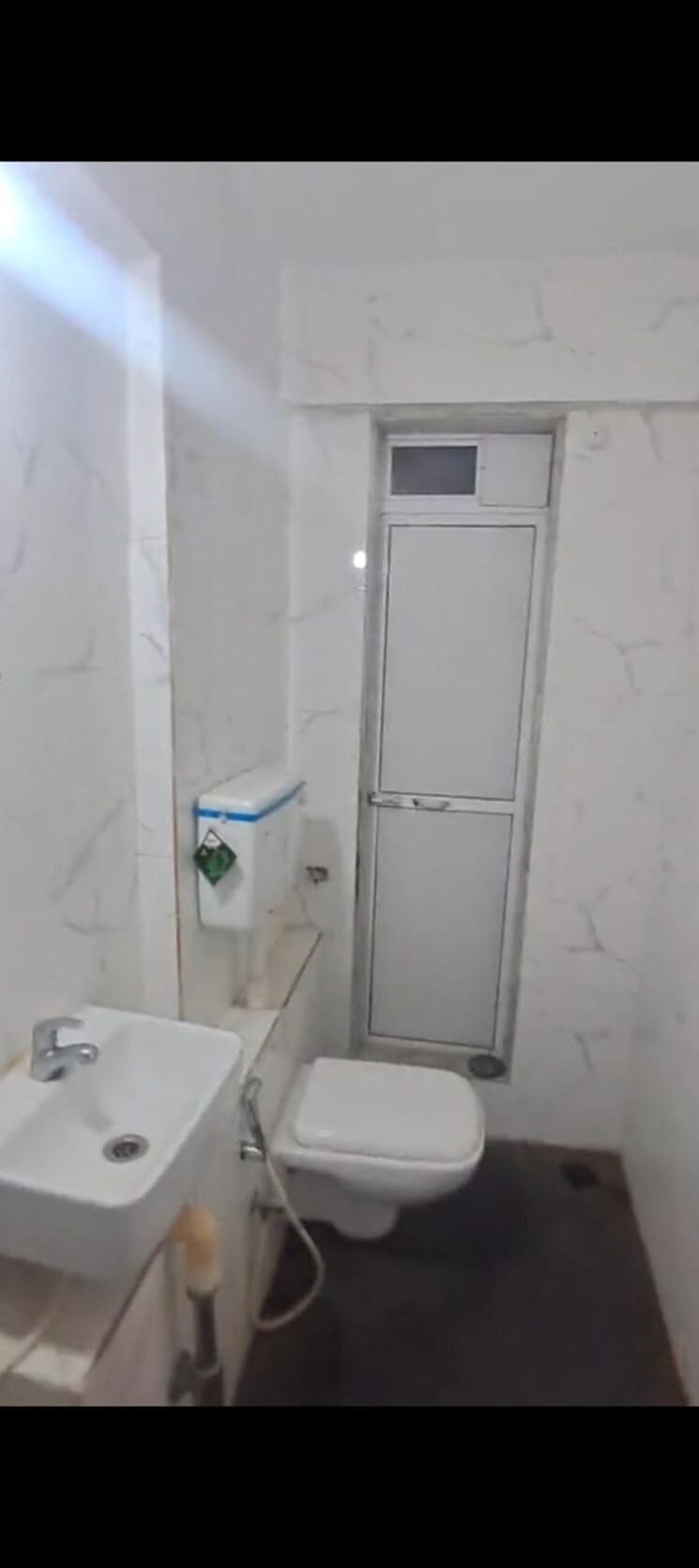 Bathroom, kakad-paradise-phase-2 1 Bedroom 750 Sq.Ft. Apartment In Mira Road Thane 8078207