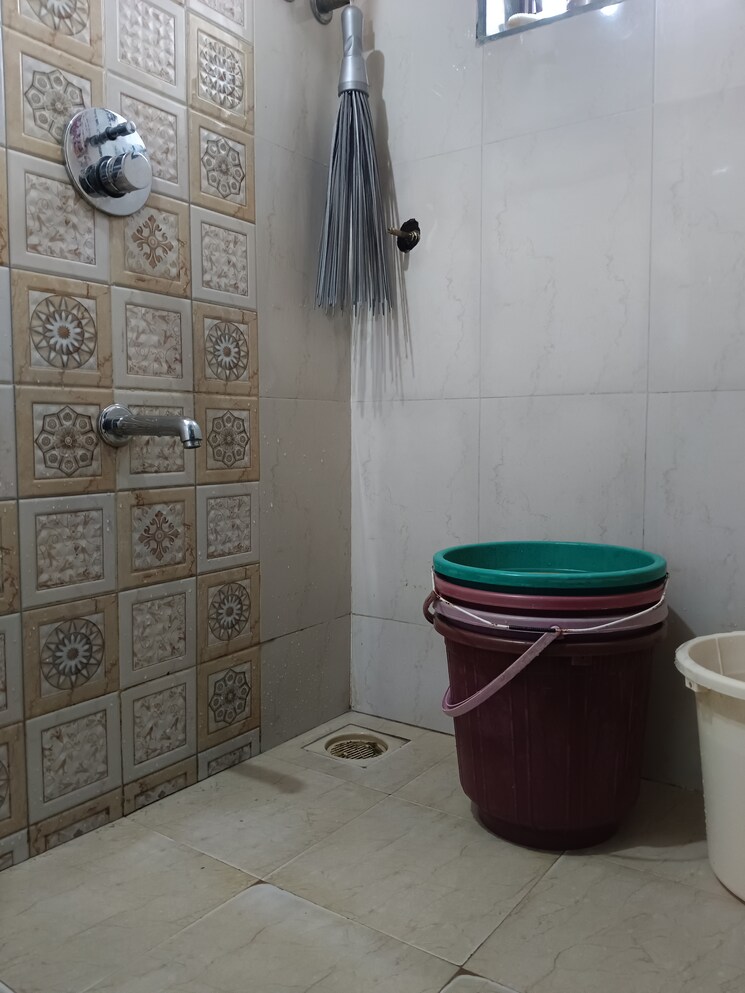 Bathroom, apna-ghar Studio 375 Sq.Ft. Apartment In Andheri East Mumbai 8078284