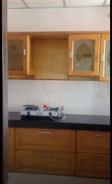 Kitchen in 2 BHK Builder Floor at Sector 49 – for Rent