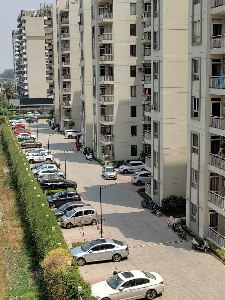 Exterior View, international airport road 2 Bedroom 1350 Sq.Ft. Apartment In International Airport Road Zirakpur 8078333
