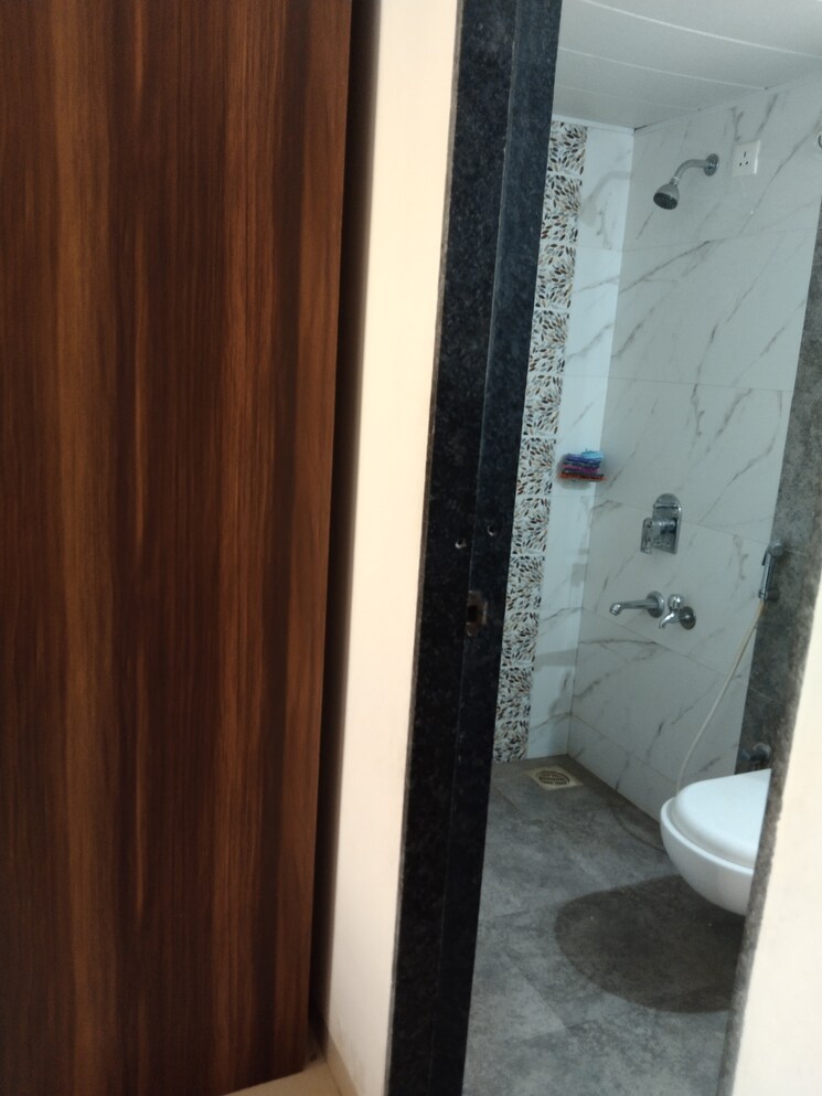 Bathroom, adharwadi 2 Bedroom 1000 Sq.Ft. Apartment In Adharwadi Thane 8078420