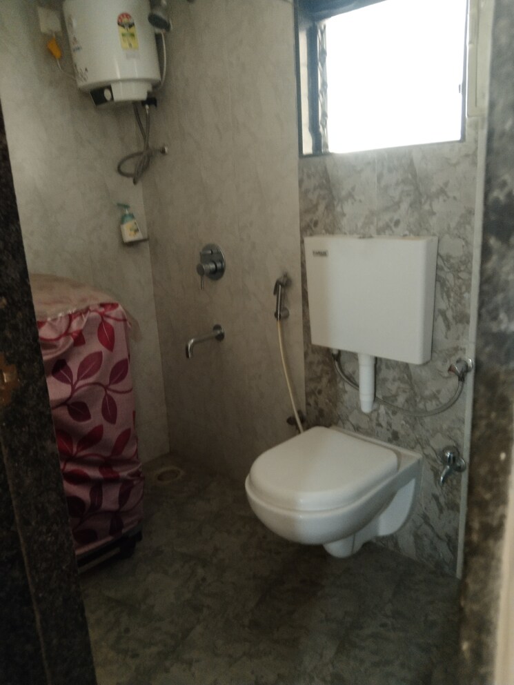 Bathroom, adharwadi 2 Bedroom 1000 Sq.Ft. Apartment In Adharwadi Thane 8078420