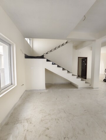 Staircase in 3 BHK Villa at Elegans Emperia, Velmala – for Sale