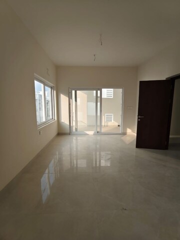 Room in 4 BHK Villa at Elegans Emperia, Velmala – for Sale
