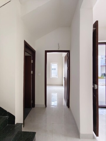 Building Lobby in 4 BHK Villa at Elegans Emperia, Velmala – for Sale