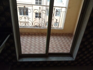 Room in 2 BHK Apartment at Godrej Hill, Kalyan West – for Sale