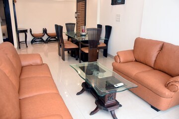 Living Room in 2 BHK Apartment at Lok Nirman Apartments, Khar West – for Sale
