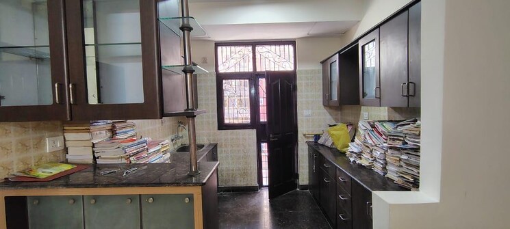 Kitchen, gulshan-gc-centrum 5 Bedroom 3280 Sq.Ft. Apartment In Ahinsa Khand ii Ghaziabad 8078560