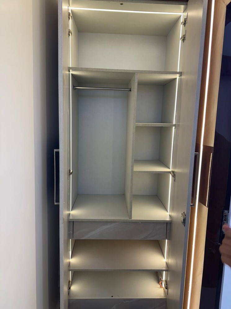 Other, gulshan-gc-centrum 5 Bedroom 3280 Sq.Ft. Apartment In Ahinsa Khand ii Ghaziabad 8078560