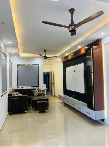 Living Room in 3 BHK Apartment at Mahindra Luminare, Sector 59 – for Rent