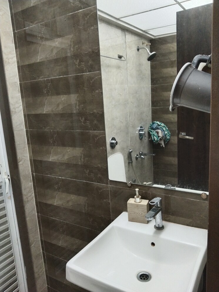 Bathroom, murbad road 2 Bedroom 1100 Sq.Ft. Apartment In Murbad Road Thane 8078627