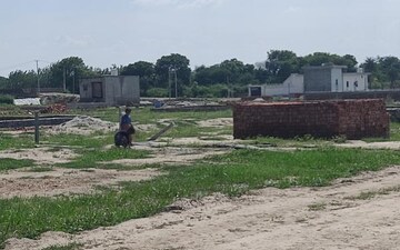 Plot For Sale in Kundol