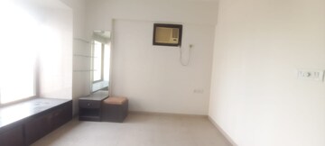 Room in 2 BHK Apartment at Chembur Gaothan, Chembur – for Rent