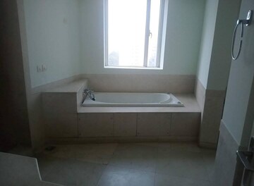 Bathroom in 4 BHK Apartment at DLF The Pinnacle, Dlf Phase V – for Rent
