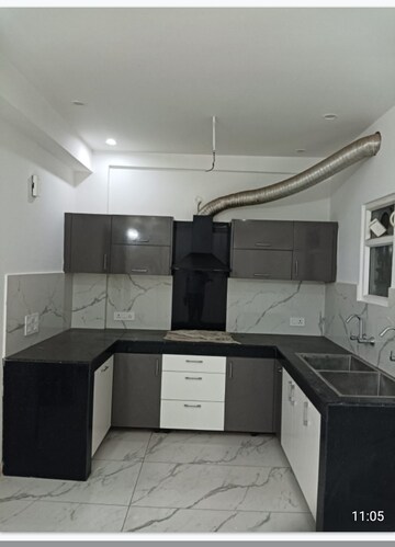 Kitchen in 3 BHK Builder Floor at Penta Homes, Vip Road – for Rent