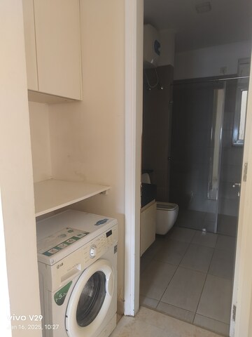 Bathroom in 3 BHK Apartment at Ireo Victory Valley, Sector 67 – for Rent