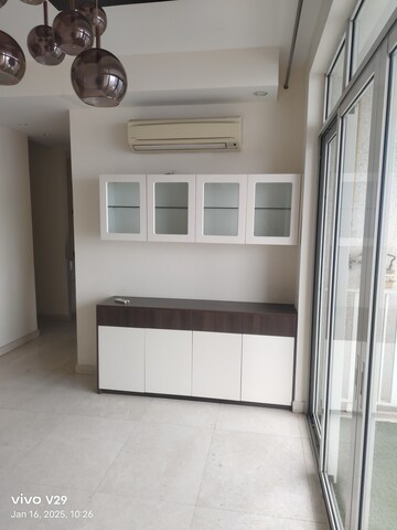 Bathroom in 3 BHK Apartment at Ireo Victory Valley, Sector 67 – for Rent