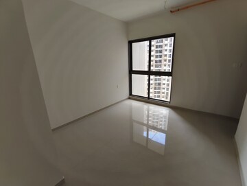 Room in 2 BHK Apartment at Runwal Eirene, Balkum Pada – for Rent