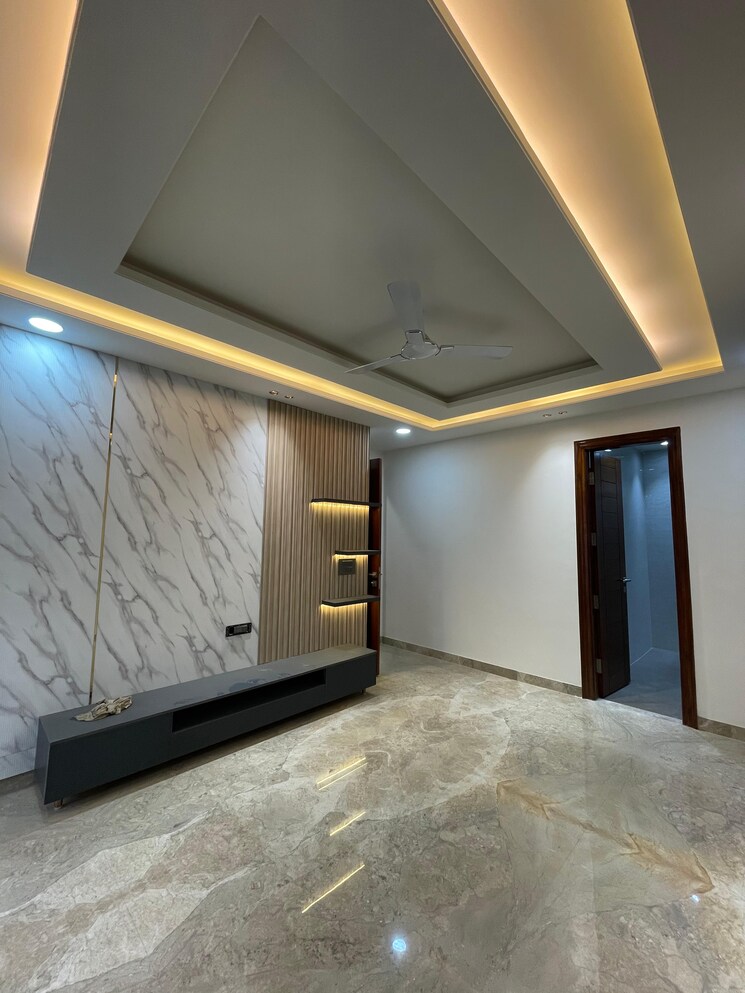 Room, uppal-southend 4 Bedroom 311 Sq.Yd. Builder Floor In Sector 49 Gurgaon 8078664