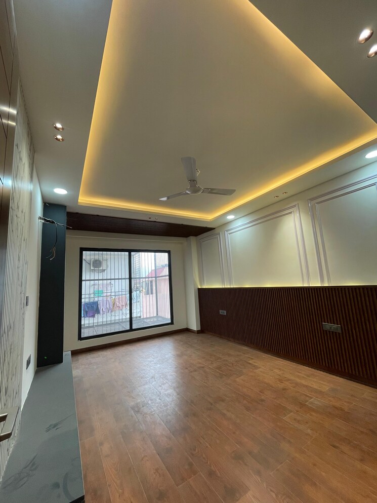 Room, uppal-southend 4 Bedroom 311 Sq.Yd. Builder Floor In Sector 49 Gurgaon 8078664