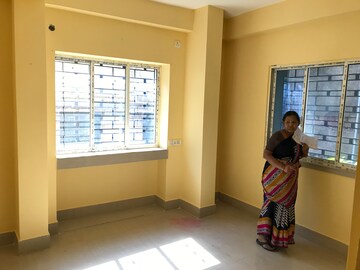 Room in 3 BHK Apartment at Sethbagan – for Sale