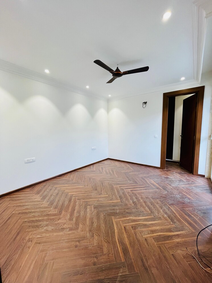 Bedroom, kohli-one-malibu-town 3 Bedroom 275 Sq.Yd. Builder Floor In Sector 47 Gurgaon 8078811