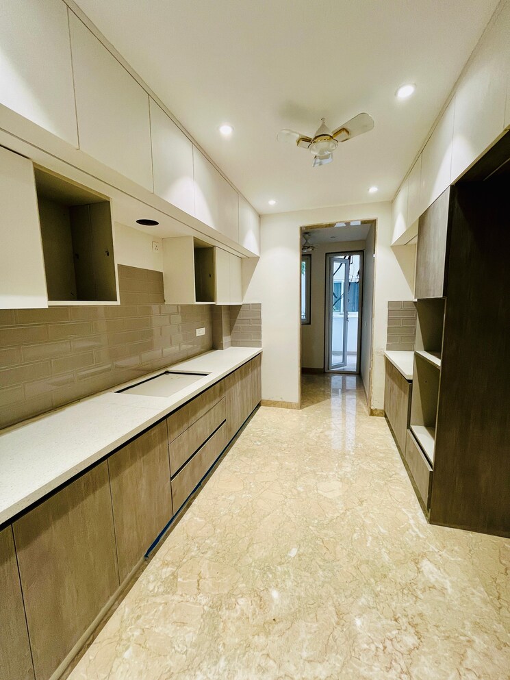 Kitchen, kohli-one-malibu-town 3 Bedroom 275 Sq.Yd. Builder Floor In Sector 47 Gurgaon 8078811