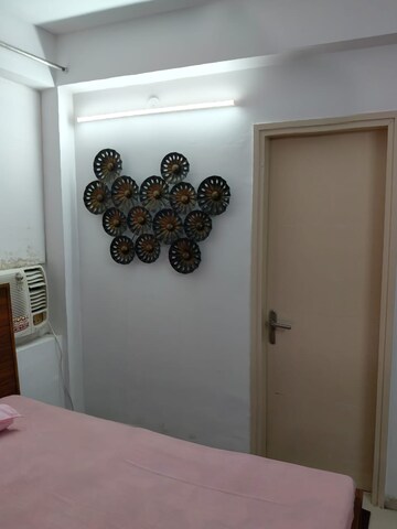 2 BHK Apartment For Rent in Shree Vardhman Mantra, Sector 67