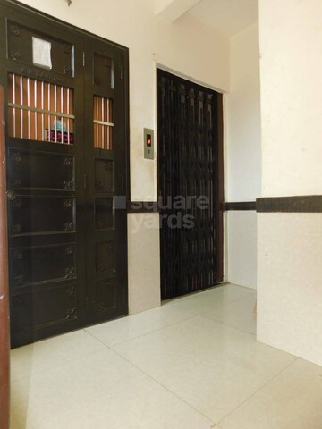 Room in 2 BHK Apartment at Bandra West – for Sale