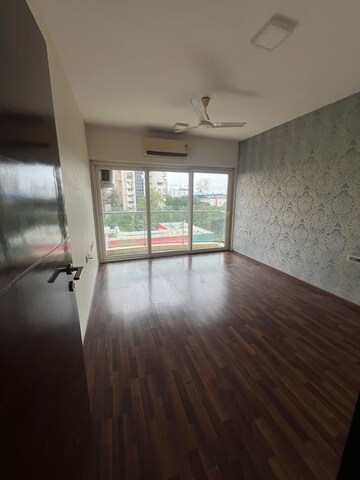 Balcony in 2 BHK Apartment at RNA Continental, Chembur – for Rent
