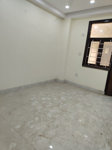 Room in 2 BHK Builder Floor at Mahavir Enclave 1 – for Sale
