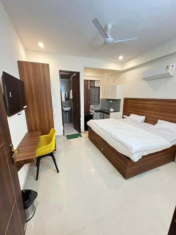 Bedroom in 1 RK Apartment at Pyramid Alban, Sector 71 – for Rent
