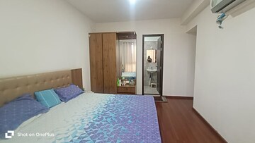 Bedroom in 2.5 BHK Apartment at Amanora Future Towers, Hadapsar – for Rent