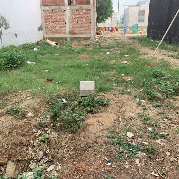 undefined, aditya-world-city  135 Sq.Yd. Plot In Shahpur Bamheta Ghaziabad 8078878